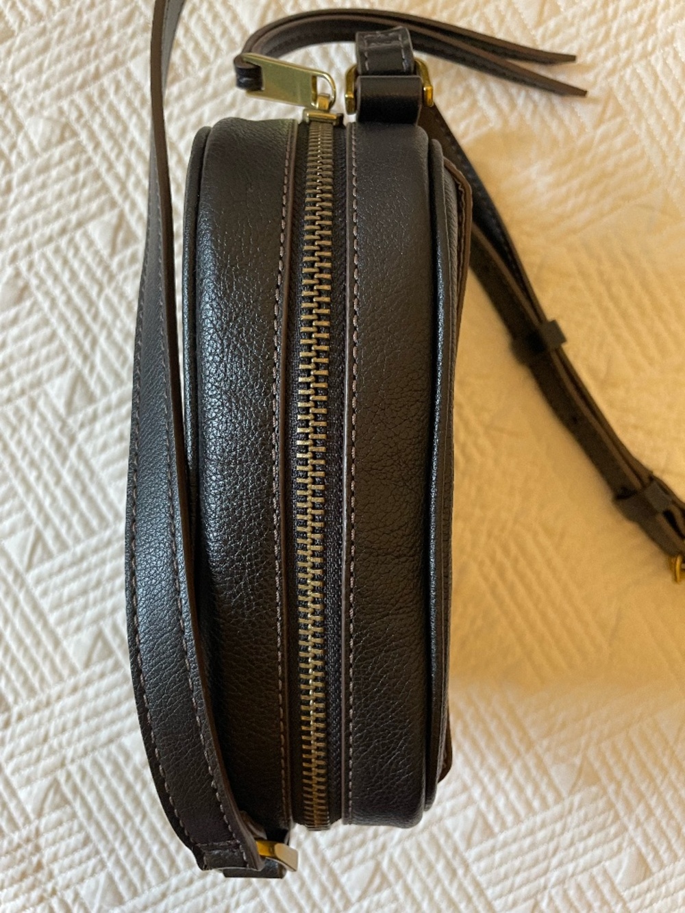 Fossil black cowhide leather crossbody bag - Picture 7 of 16